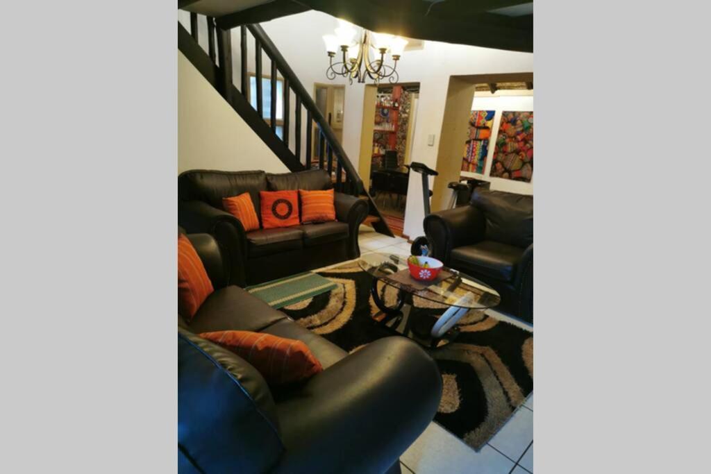 Palm Tree Accommodation Roodepoort Esterno foto